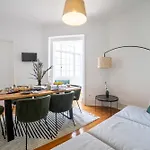 Desterro 2 - Historical Four-bedroom Apartament *