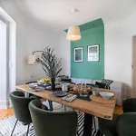 Desterro 2 - Historical Four-bedroom Apartament Lizbona