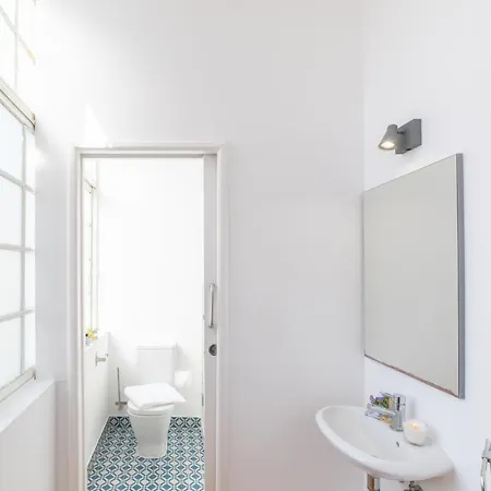 Desterro 2 - Historical Four-bedroom Daire *