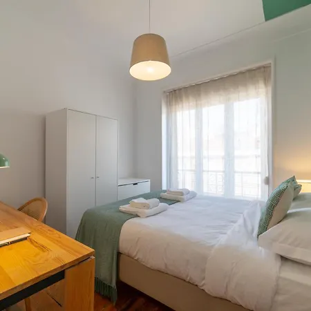 Desterro 2 - Historical Four-bedroom Daire *