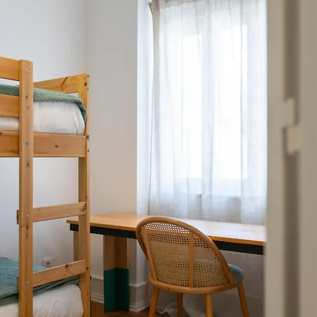 Daire Desterro 2 - Historical Four-bedroom Lisboa
