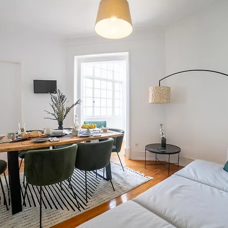 Desterro 2 - Historical Four-bedroom Apartamento *